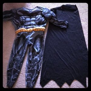 Boys Batman Halloween Costume and Cape